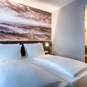https://villa-revere.top-gurgaonhotels.com